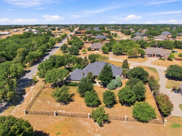 5040 Monroe Court, Midlothian, TX 76065