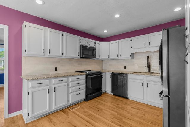4512 Overbrook Avenue, North Charleston, SC 29405