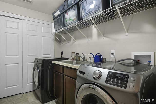 1151 Mill Crossing Drive 205, St Louis, MO 63141