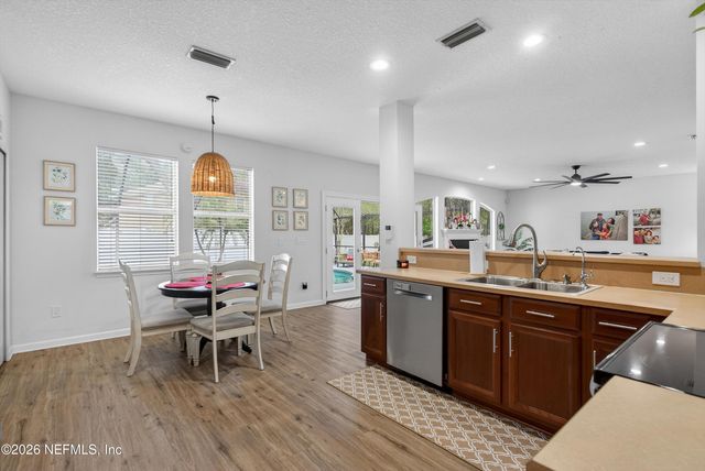 1214 S KYLE Way, St. Johns, FL 32259