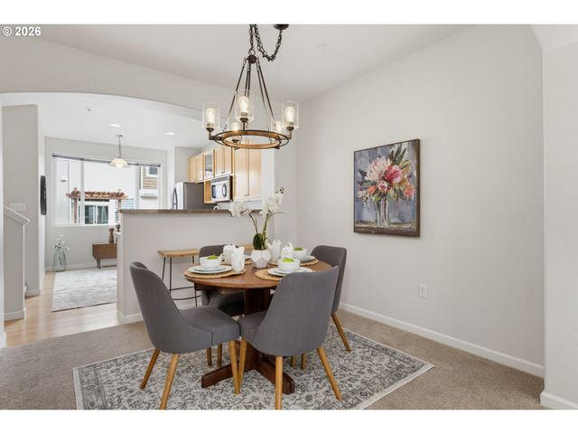 8600 Sw 147TH Ter 102, Beaverton, OR 97007