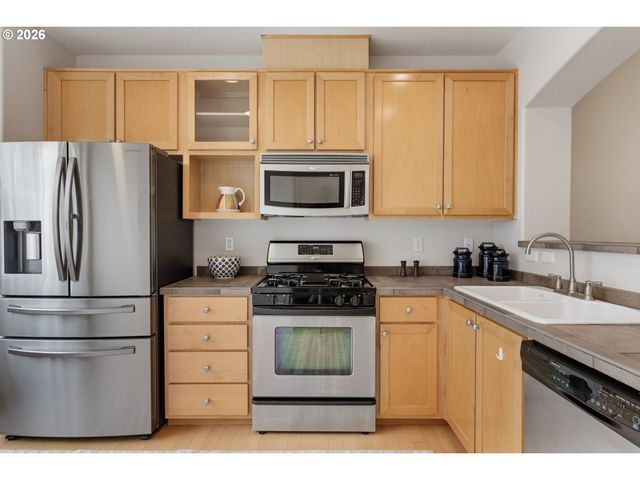 8600 Sw 147TH Ter 102, Beaverton, OR 97007