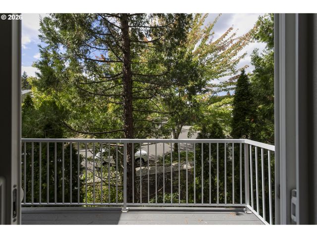 8600 Sw 147TH Ter 102, Beaverton, OR 97007