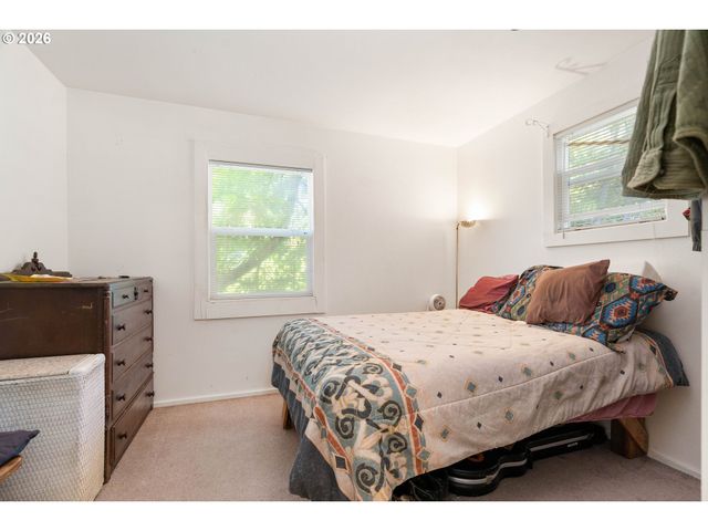 7245 Ne PRESCOTT St, Portland, OR 97218