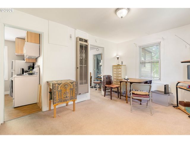 7245 Ne PRESCOTT St, Portland, OR 97218