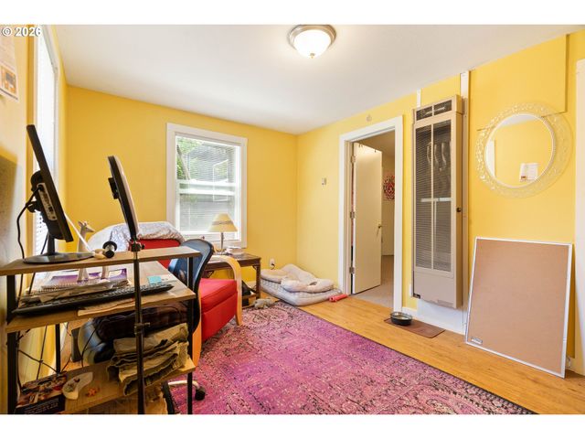 7245 Ne PRESCOTT St, Portland, OR 97218
