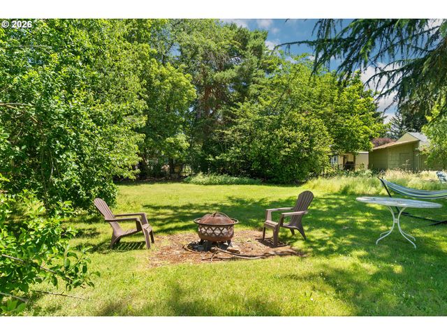 7245 Ne PRESCOTT St, Portland, OR 97218