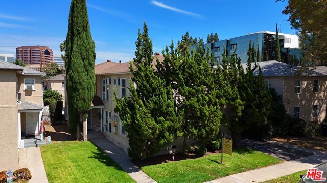 140 N Maple Street, Burbank, CA 91505
