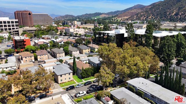140 N Maple Street, Burbank, CA 91505