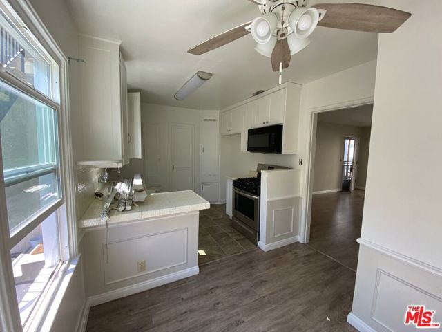 140 N Maple Street, Burbank, CA 91505