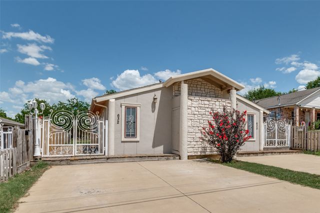 630 NW 11th Street, Grand Prairie, TX 75050