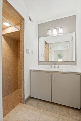 630 NW 11th Street, Grand Prairie, TX 75050