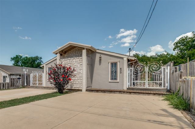 630 NW 11th Street, Grand Prairie, TX 75050
