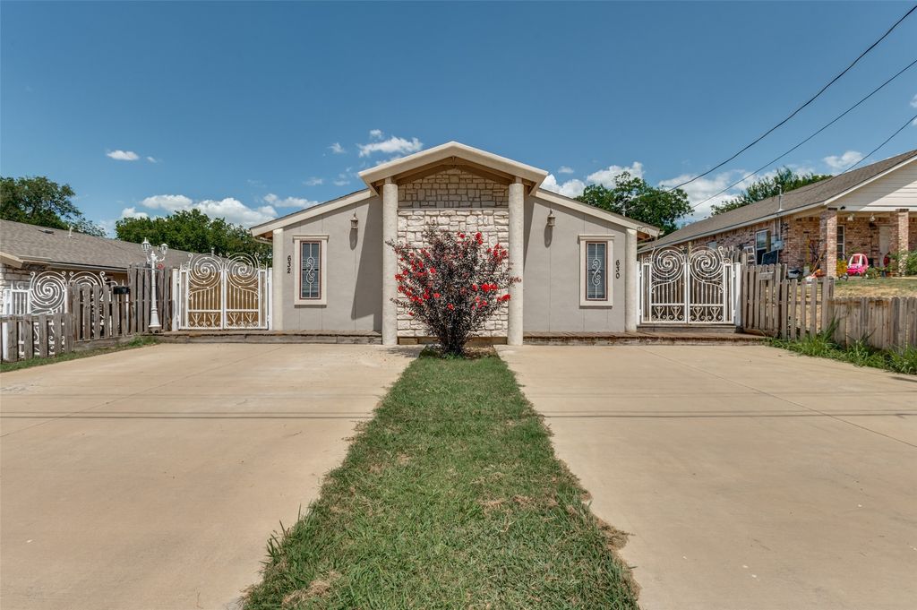 630 NW 11th Street, Grand Prairie, TX 75050