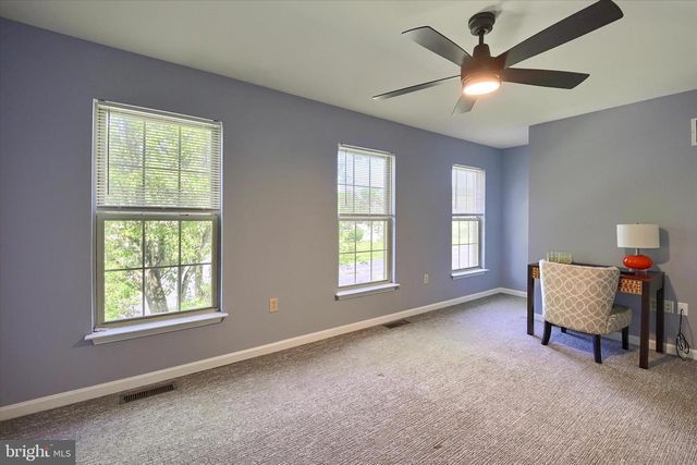 1428 TIMBER CHASE DR, Mechanicsburg, PA 17050