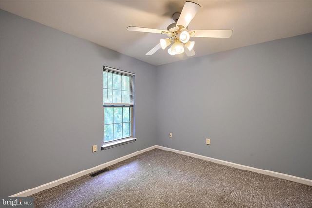 1428 TIMBER CHASE DR, Mechanicsburg, PA 17050