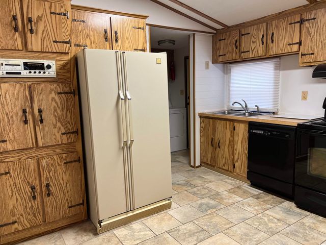 112 Village Ct., Murrells Inlet, SC 29576