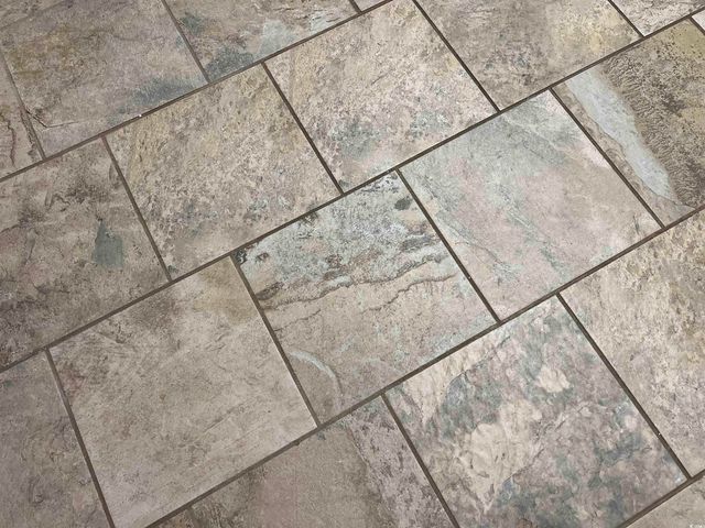 112 Village Ct., Murrells Inlet, SC 29576