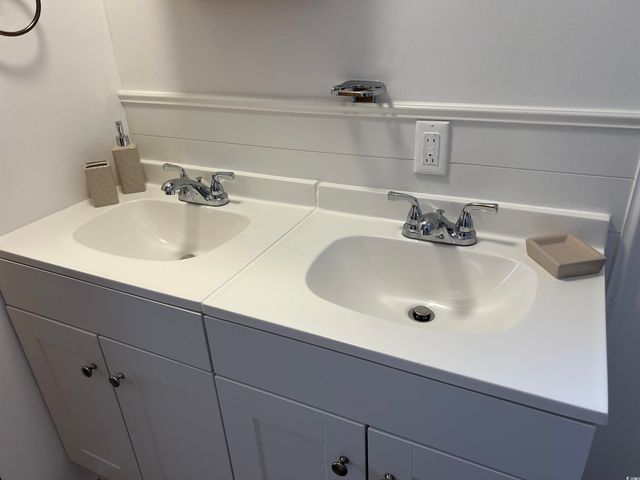 112 Village Ct., Murrells Inlet, SC 29576