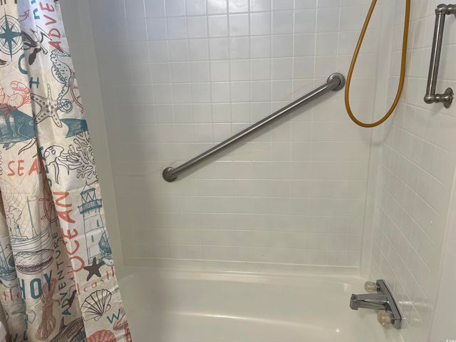 112 Village Ct., Murrells Inlet, SC 29576