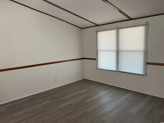 112 Village Ct., Murrells Inlet, SC 29576