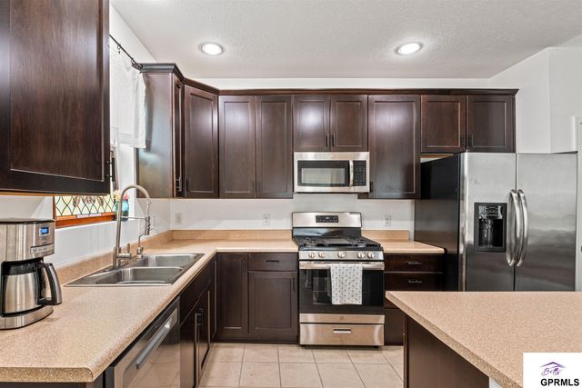 12147 Elmwood Drive, Bennington, NE 68007