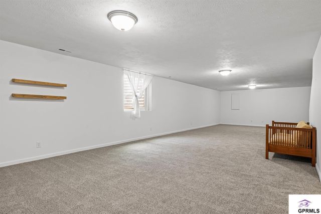 12147 Elmwood Drive, Bennington, NE 68007