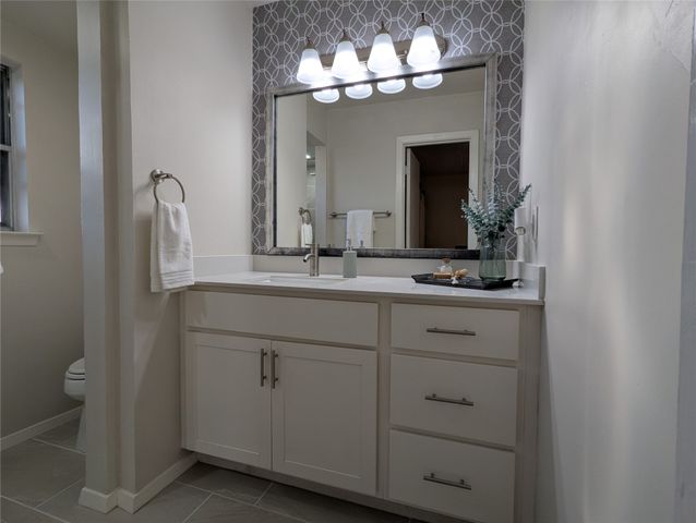 142 Price Drive, Lewisville, TX 75067