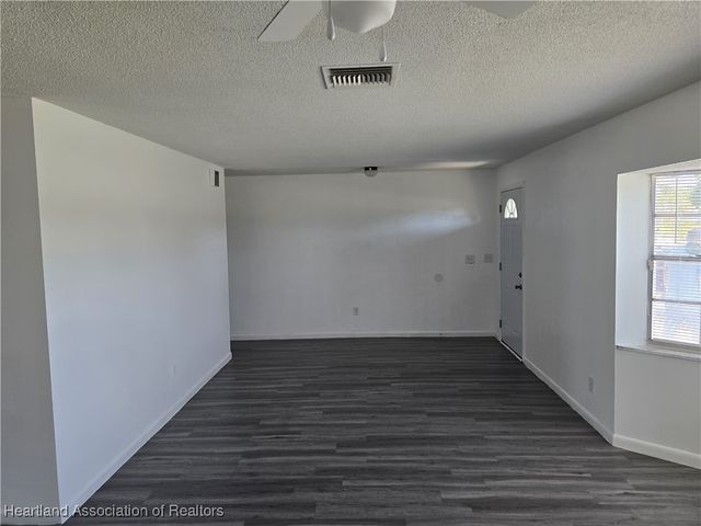 7409 Rolling Hills Road, Sebring, FL 33876