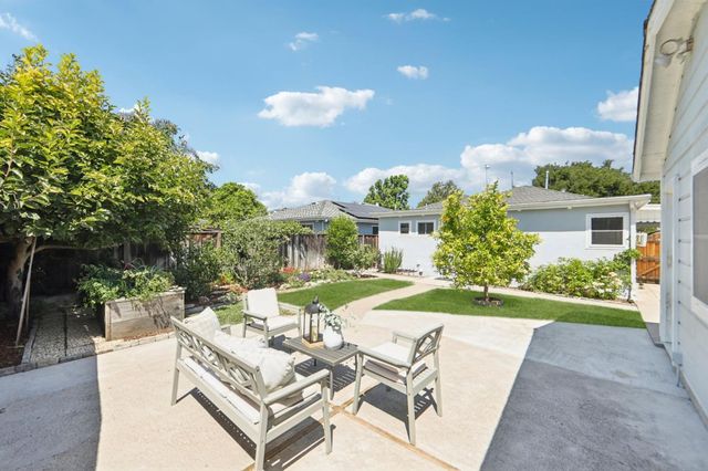 383 S Bayview Avenue, Sunnyvale, CA 94086