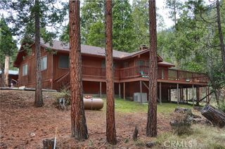 8041 Chilnualna Falls, Wawona, CA 95389