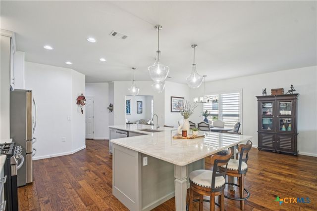 516 Sundance Lane, Georgetown, TX 78633