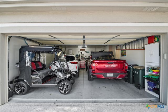 516 Sundance Lane, Georgetown, TX 78633