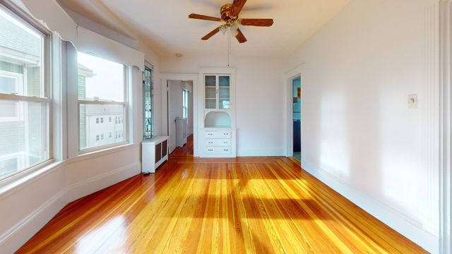 24 Mayberry St 3, Medford, MA 02155