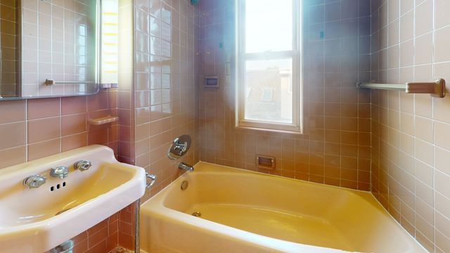 24 Mayberry St 3, Medford, MA 02155