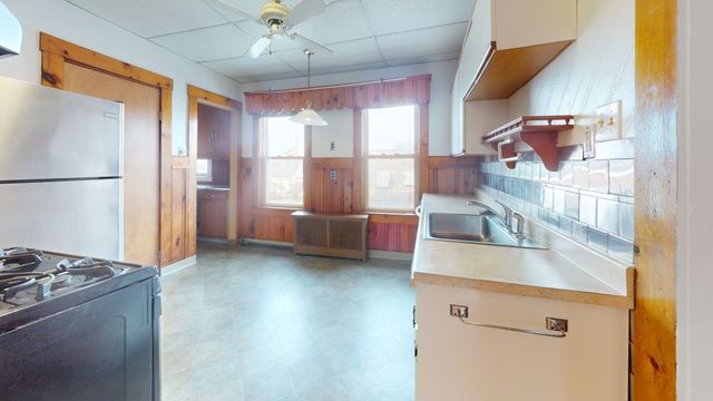 24 Mayberry St 3, Medford, MA 02155
