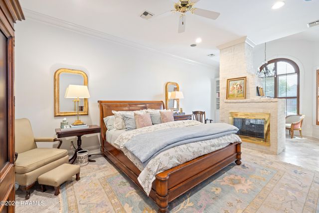 307 Englewood Drive, Lafayette, LA 70503
