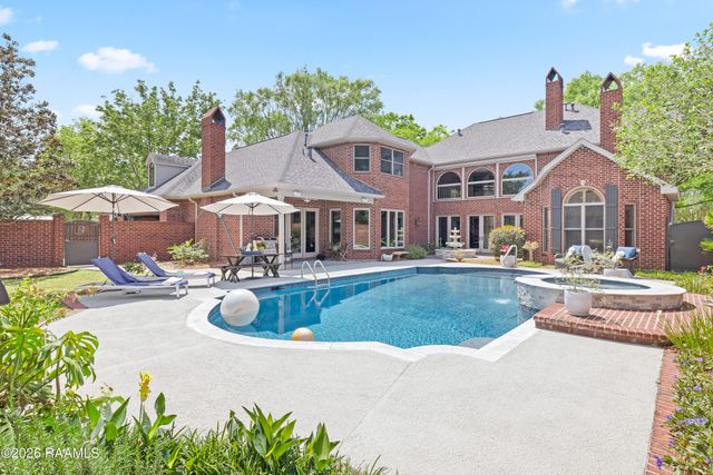 307 Englewood Drive, Lafayette, LA 70503