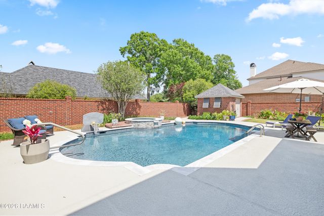 307 Englewood Drive, Lafayette, LA 70503