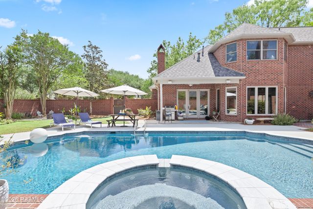 307 Englewood Drive, Lafayette, LA 70503