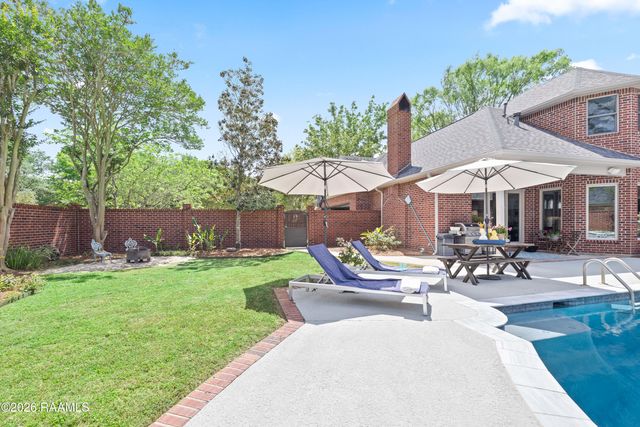 307 Englewood Drive, Lafayette, LA 70503
