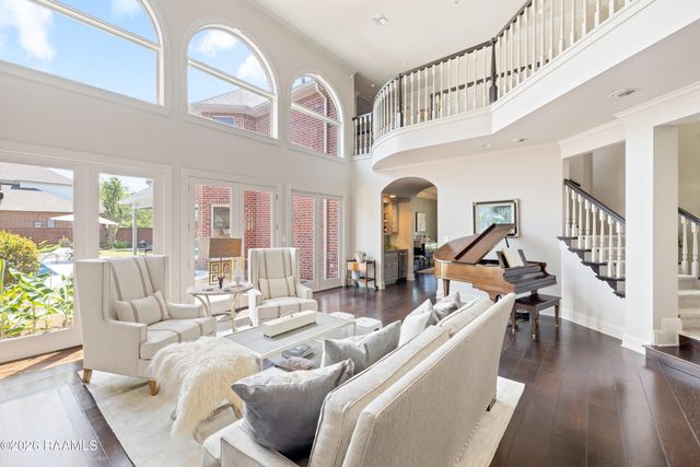 307 Englewood Drive, Lafayette, LA 70503