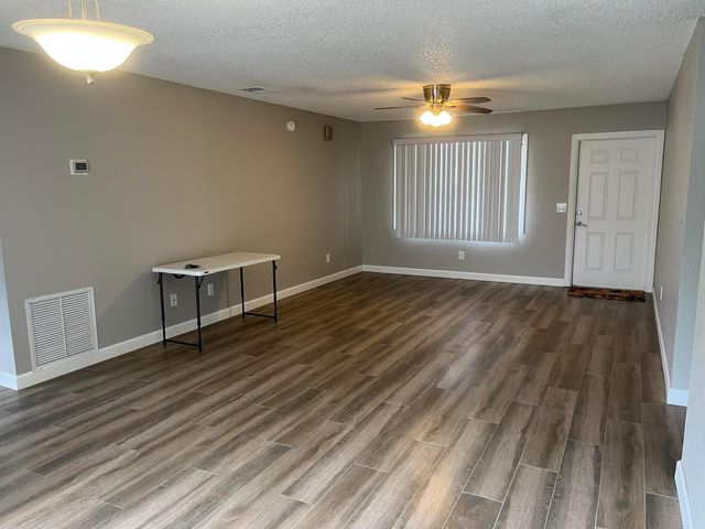 2122 SE Heathwood Circle, Port St. Lucie, Port St Lucie, FL 34952