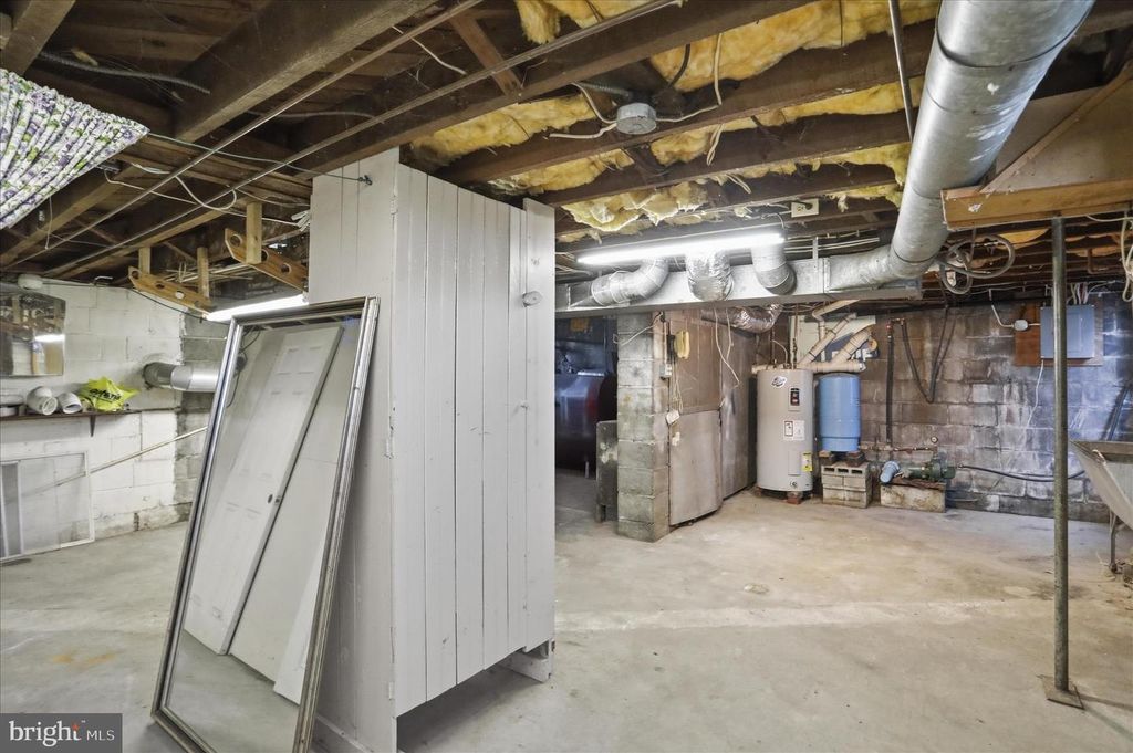 Image 29 of property listing at 14510 UHL HWY SE, Cumberland, MD 21502