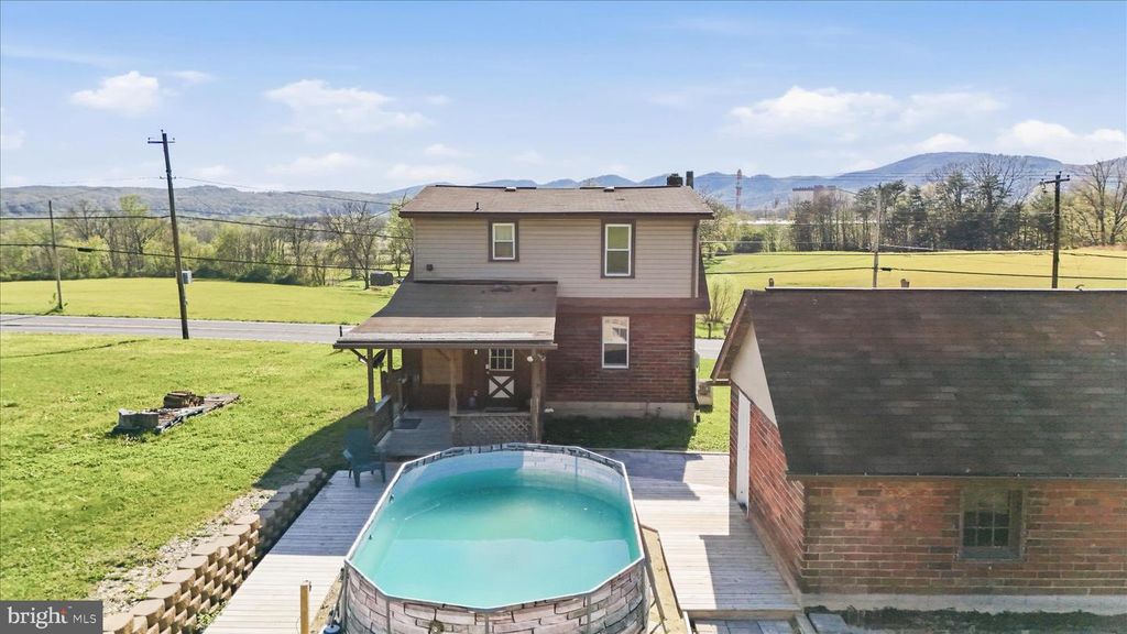 Image 39 of property listing at 14510 UHL HWY SE, Cumberland, MD 21502