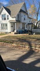 913 W 4th Street, Dixon, IL 61021