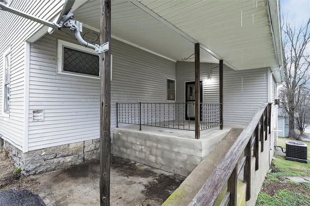 648 N High Street, Hillsboro, OH 45133