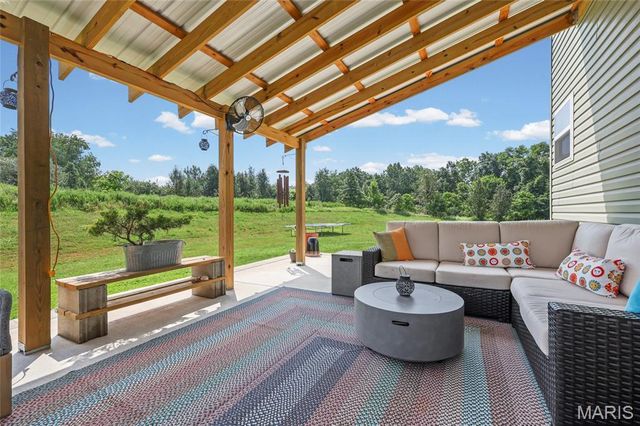 101 Brookmanns Place Court, Imperial, MO 63052