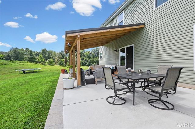 101 Brookmanns Place Court, Imperial, MO 63052