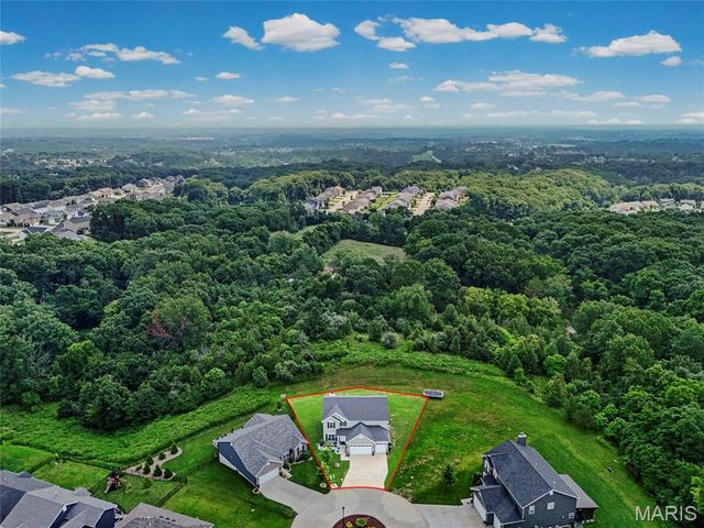 101 Brookmanns Place Court, Imperial, MO 63052